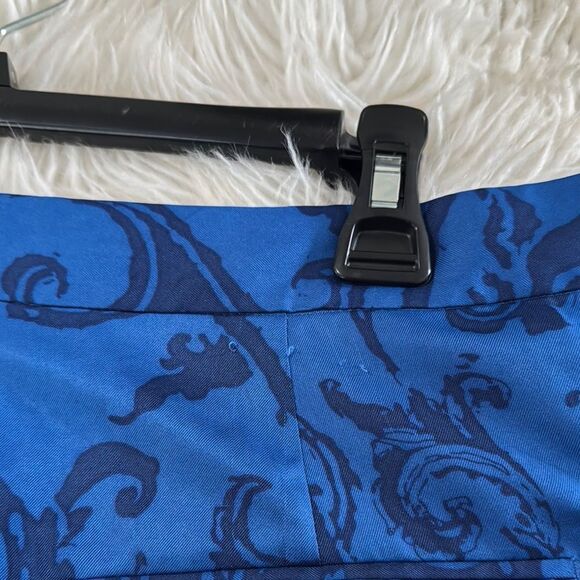 Banana Republic Blue Bermuda Shorts Floral Elegance Size 14 - Picture 5 of 10